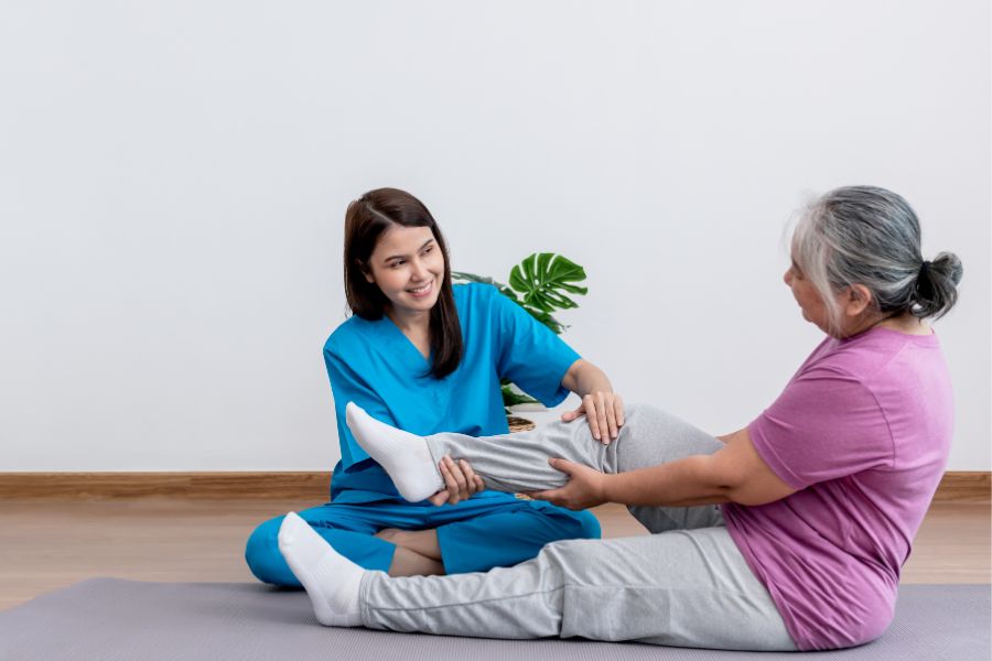 Pros and Cons of Home Health Physical Therapy Petersen Physical Therapy